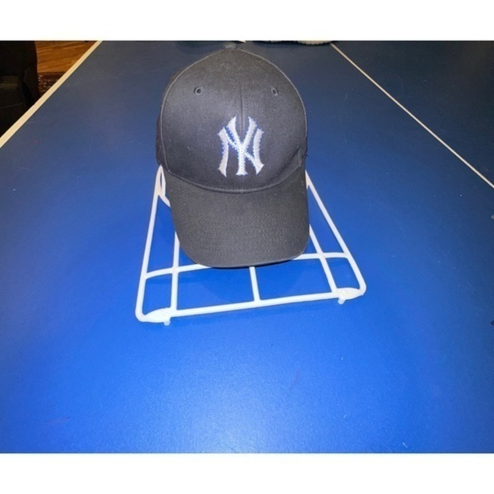 New York Yankees Flashing Fiber Optic‎ Cap!   Blinks Blue Lights !